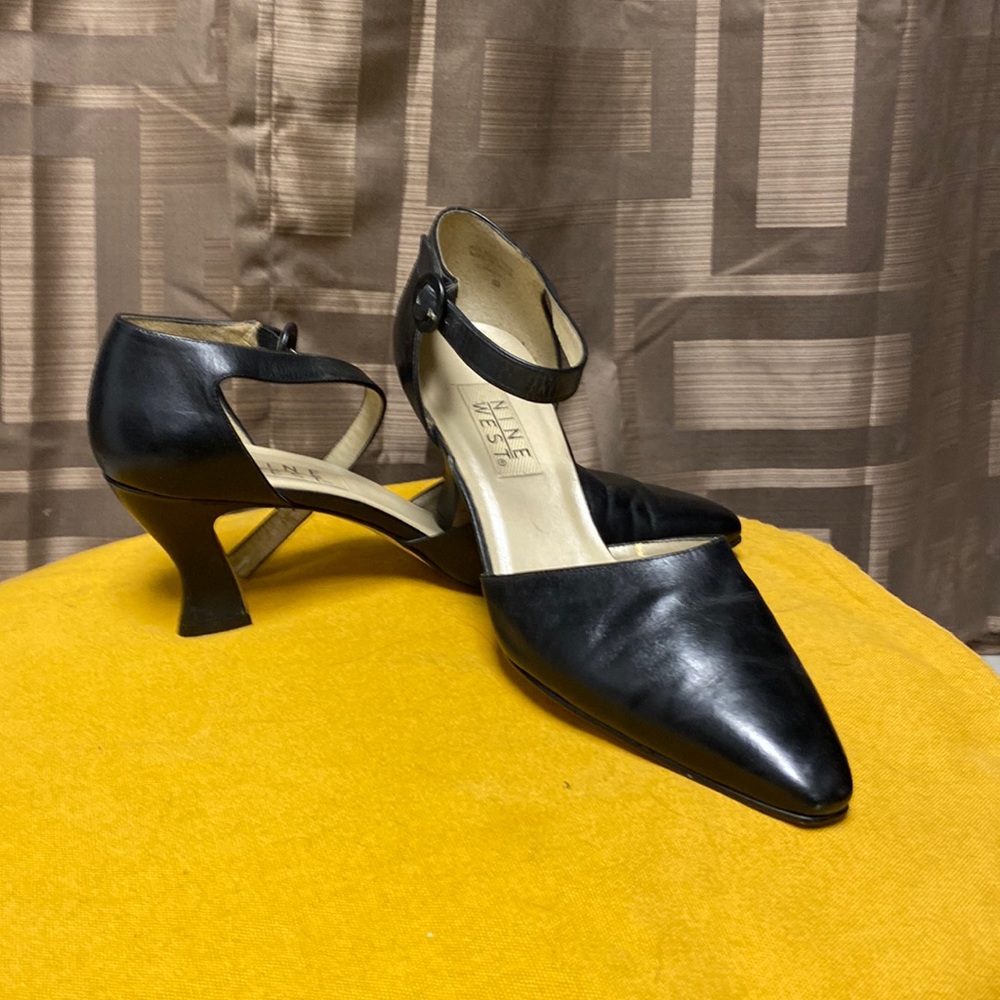 Retro Nine West heels